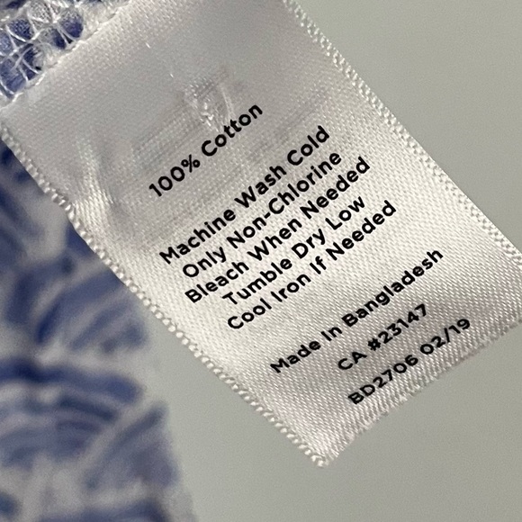 Talbots • Blue White Patterned Cotton Button Down Shirt - Picture 3 of 4